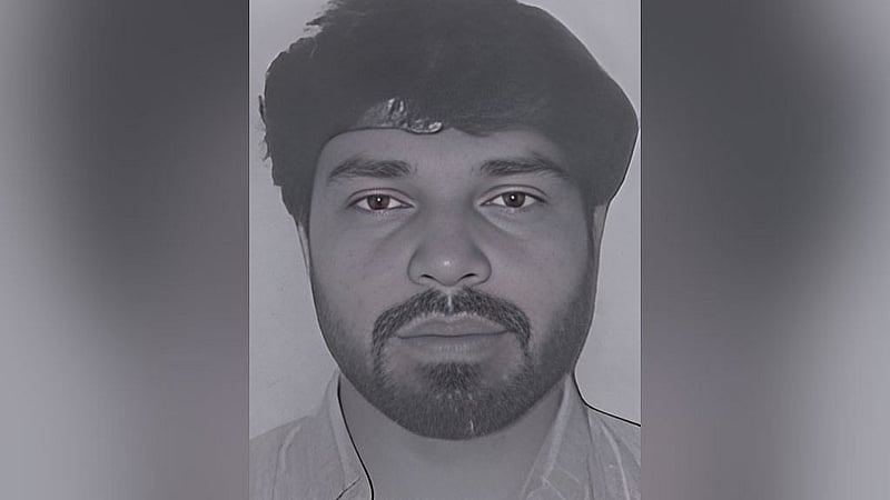 সাদাকালো যুগের’ সুব্রত বাইন। ছবি ইন্টারপোল থেকে নেওয়া।