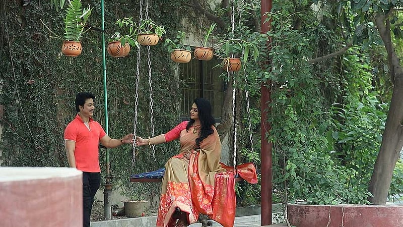নৃত্যশিল্পী শিবলী মোহাম্মদ ও শামীম আরা নিপা এবার গাইবেন গান।