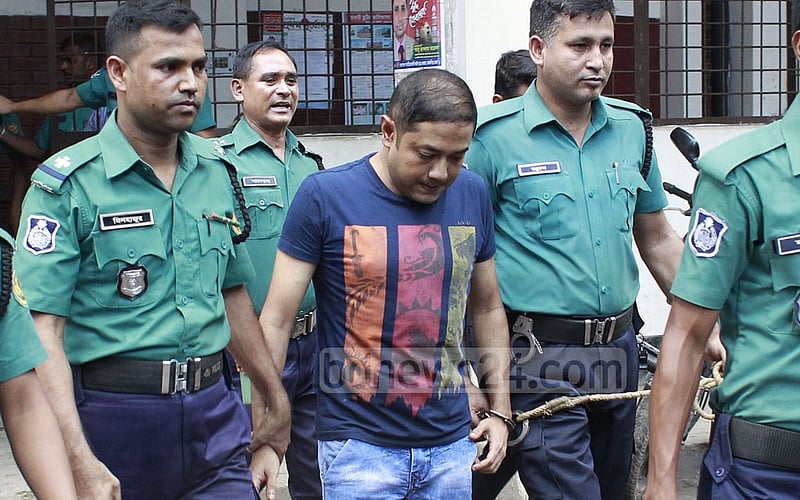 আদালতে রানা প্লাজার মালিক সোহেল রানা। ফাইল ছবি