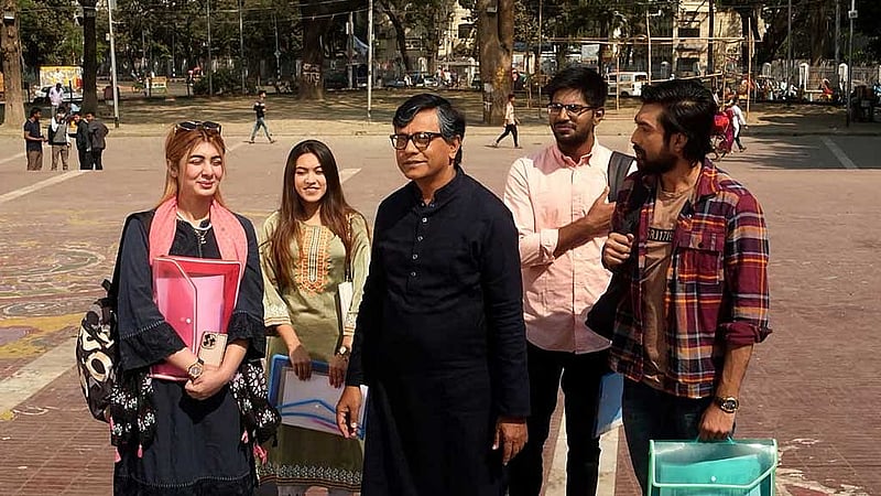 ‘বর্ণমালার গান' নাটকের দৃশ্য, ছবি: বিটিভির সৌজন্যে।    