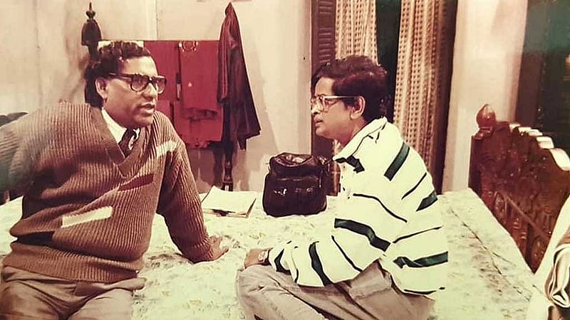 প্রযোজক-পরিচালক নওয়াজীশ আলী খানের সঙ্গে হ‌ুমায়ূন আহমেদ
