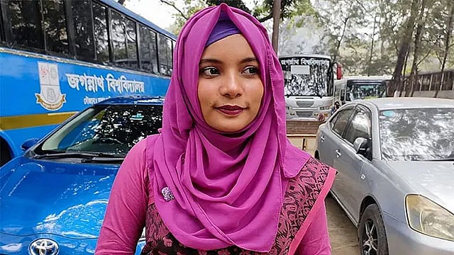 সব মামলায় অব্যাহতি পাওয়ায় দশ ১৪ মাস পর মুক্তির পথ খোলে খাদিজাতুল কুবরার। ফাইল ছবি  