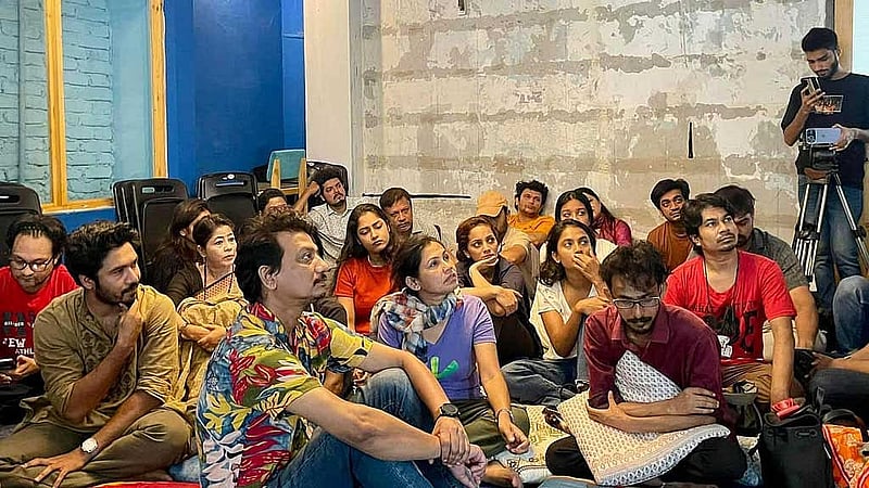 সংস্কারকামী অভিনয়শিল্পীদের আলোচনা সভা