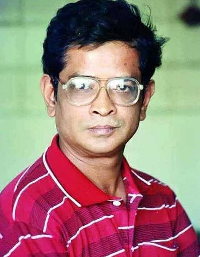 হ‌ুমায়ূন আহমেদ। 