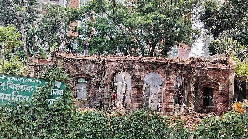 ফেইসবুক থেকে নেওয়া ছবি।