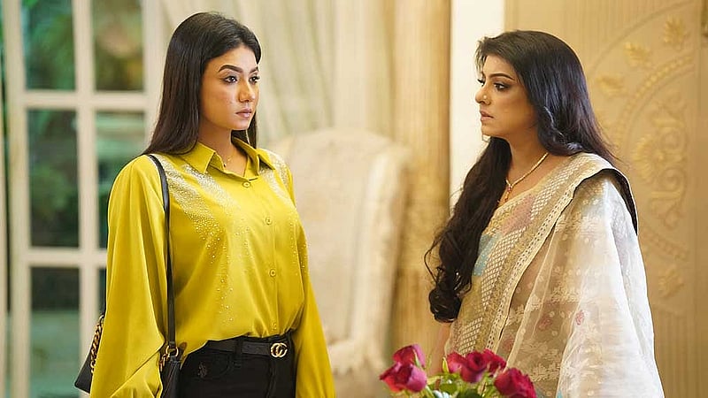 ‘তুমি রবে নীরবে’ মিউজিক ভিডিওর দৃশ্য। ছবি: নির্মাতা চয়নিকা চৌধুরীর সৌজন্যে।