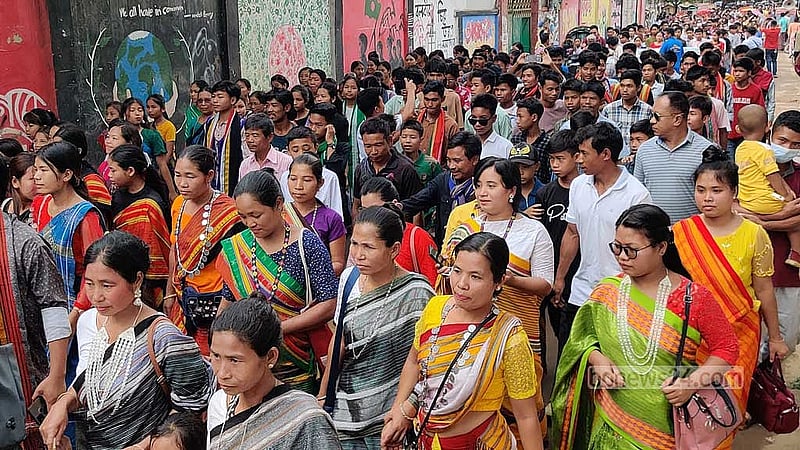 সাংগ্রাই বর্ষবরণের শোভাযাত্রায় তঞ্চঙ্গ্যা সম্প্রদায়ের অংশগ্রহণ।