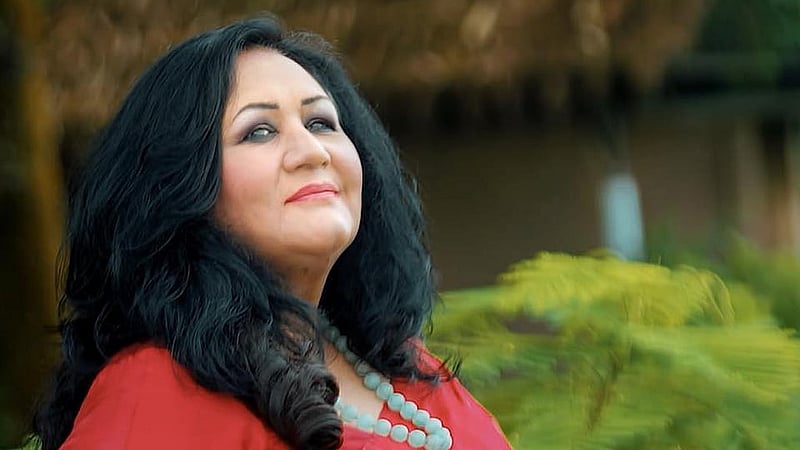 ষাটের দশকের বাংলাদেশের সংগীতশিল্পীরা। ছবি: ফাহমিদা নবীর ফেইসবুক থেকে নেওয়া।  