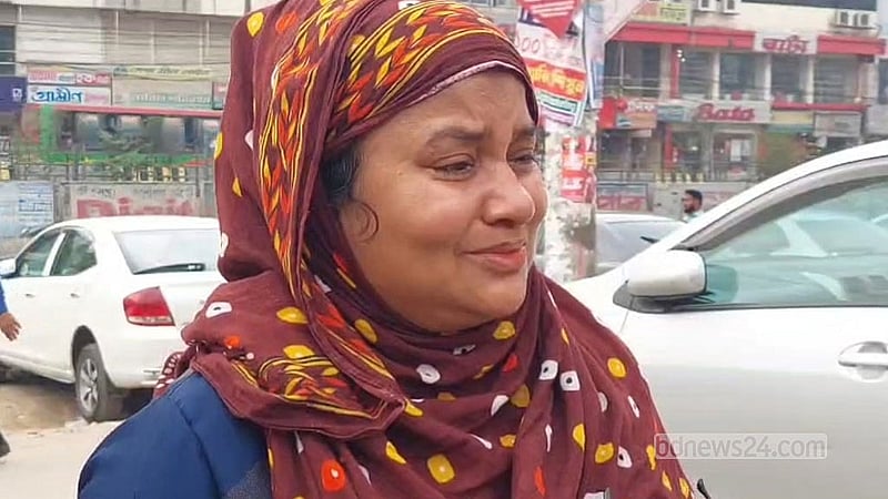 রানা প্লাজা ধসে পঙ্গুত্ব বরণ করা শিলা বেগম।