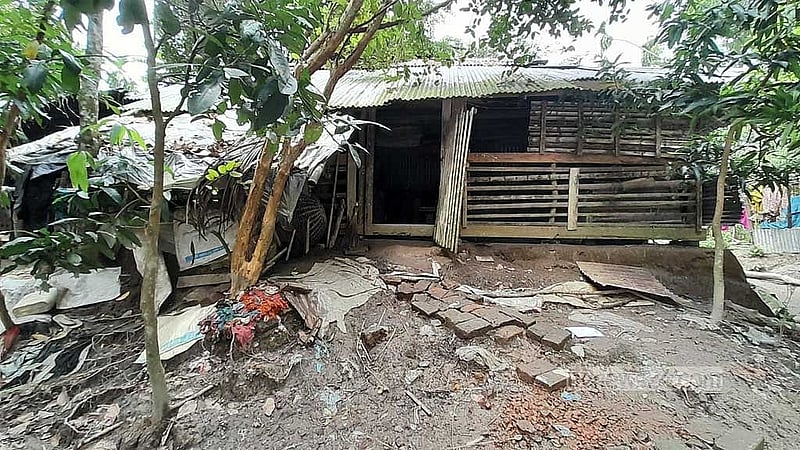 হৃদয়দের বসতঘর
