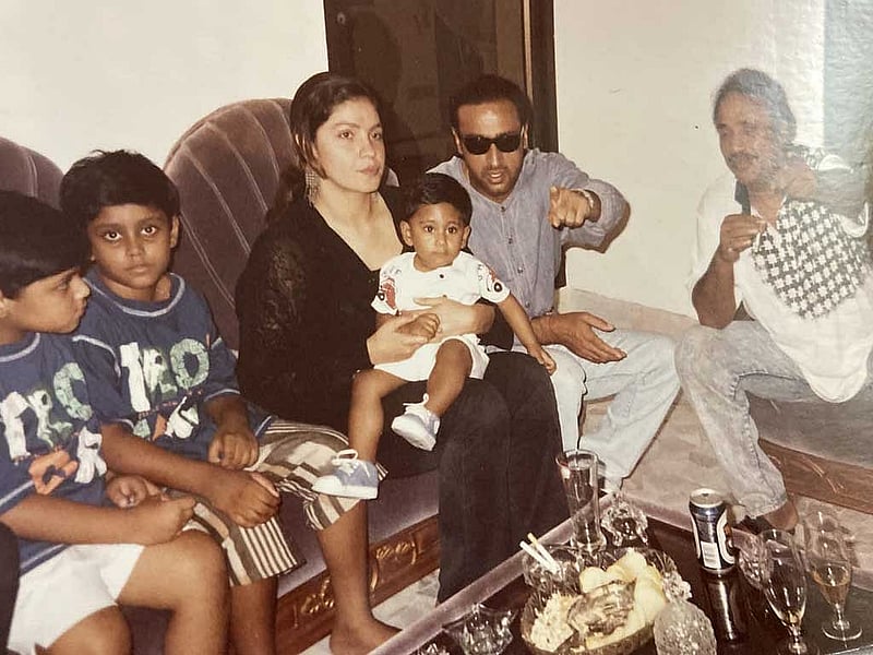 রাতুলের সঙ্গে খুনসুটির স্মৃতি হাতড়ে রাহুল আরও লিখেছেন, এই পৃথিবীতে এ কে রাতুল এমন একটা মানুষ ছিল। যে মানুষ আর কখনো আসবে না। ভাইয়া তুমি তো প্রতি শো শেষে আমার গিটার টোন নিয়ে খোঁচা দিতে, এখন তো কেউ নেই খোঁচা দেওয়ার। আমি আমার কাজটা করে যাব, তুমি উপরে থেকে দেখ আর হাসো।&amp;quot;