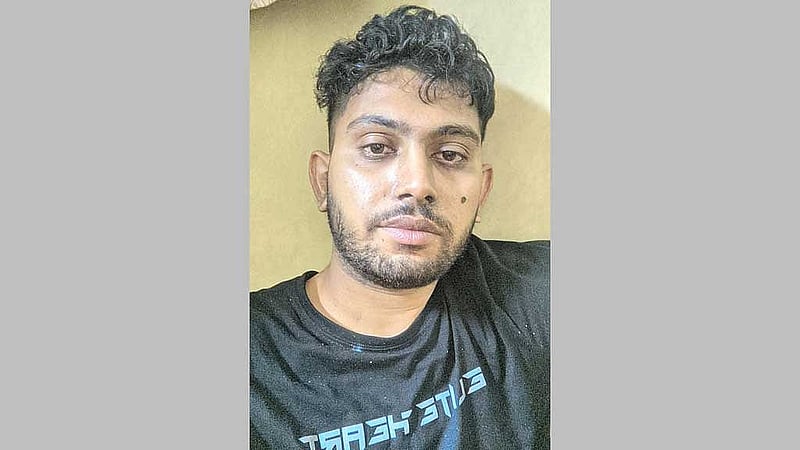 এহসান সাবরি রিহাদ। 