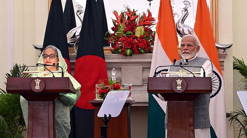 দিল্লিতে যৌথ সংবাদ সম্মেলনে শেখ হাসিনা ও নরেন্দ্র মোদী