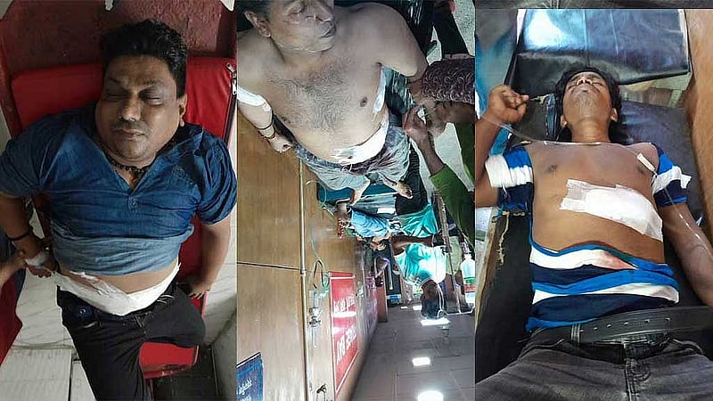শুক্রবার তাঁতীবাজারে পূজা মণ্ডপে ছুরিকাঘাতে আহত পাঁচজনের চিকিৎসা চলছে রাজধানীর মিটফোর্ড হাসপাতালে।