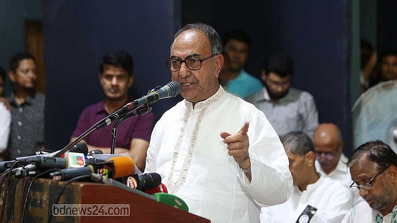 দলের প্রতিষ্ঠাতা জিয়াউর রহমান স্মরণে বিএনপির আলোচনায় দলের স্থায়ী কমিটির সদস্য মির্জা আব্বাস।
