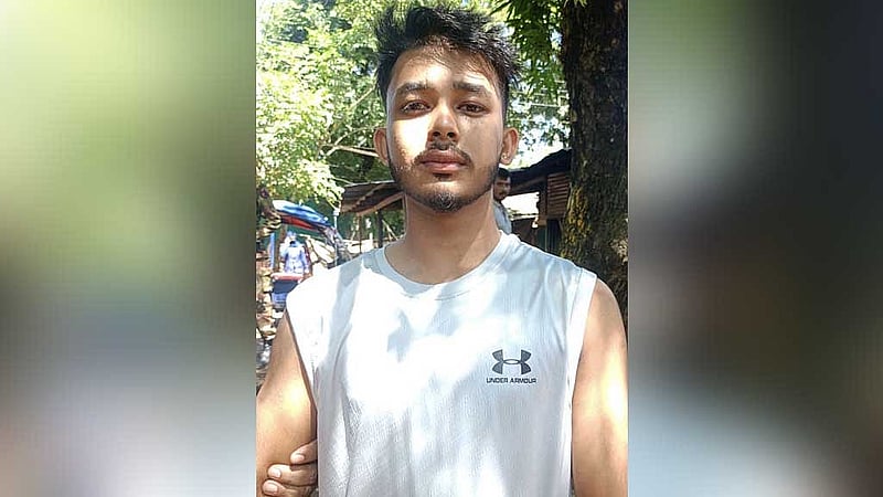 গ্রেপ্তার শয়ন শীল।