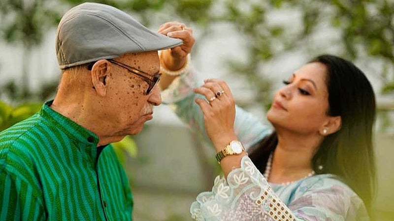 আবুল হায়াত ও রিচি সোলায়মান। ছবি: চয়নিকা চৌধুরীর সৌজন্যে।