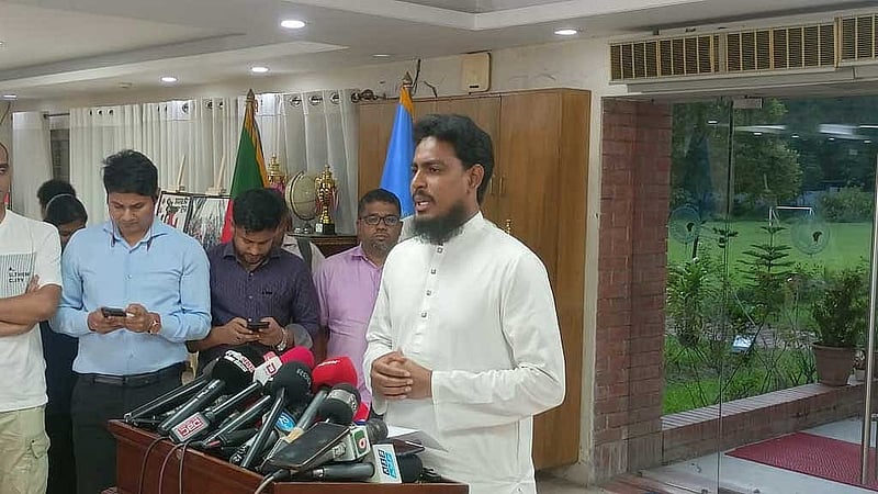 জাতীয় ঐকমত্যের বৈঠক শেষে এনসিপির সদস্য সচিব আখতার হোসেনের ব্রিফিং।
