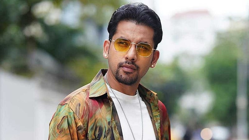 যাহের আলভী। ফেইসবুক থেকে নেওয়া।