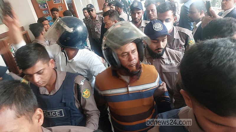 আদালতে বাসু হত্যার এক আসামি