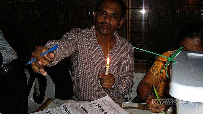 ২০০৮ সালের নির্বাচনে ব্যালট পেপারে ক্রস (X) চিহ্ন দিয়ে ‘না’ ভোটের সুযোগ রাখা হয়েছিল।