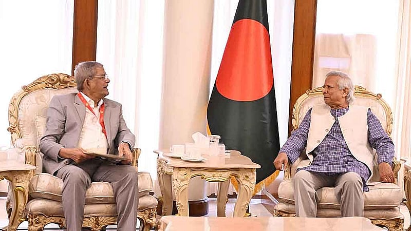 মির্জা ফখরুল ইসলাম আলমগীরের নেতৃত্বে বিএনপির সাত সদস্যের একটি প্রতিনিধি দল বুধবার রাষ্ট্রীয় অতিথি ভবন যমুনায় গিয়ে প্রধান উপদেষ্টা মুহাম্মদ ইউনূসের সঙ্গে বৈঠক করে। 