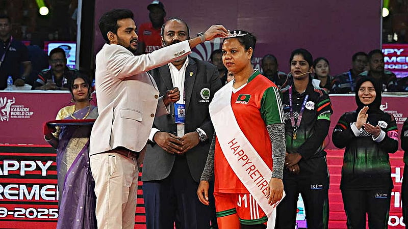 চাইনিজ তাইপের বিপক্ষে ম্যাচ দিয়ে আন্তর্জাতিক কাবাডিকে বিদায় জানালেন রূপালী আক্তার। ছবি: বাংলাদেশ কাবাডি ফেডারেশন 