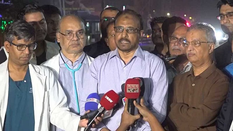 বিফ্রিংয়ে বিএনপি চেয়ারপারসনের জন্য গঠিত মেডিকেল বোর্ডের সদস্য অধ্যাপক এফএম সিদ্দিকী।