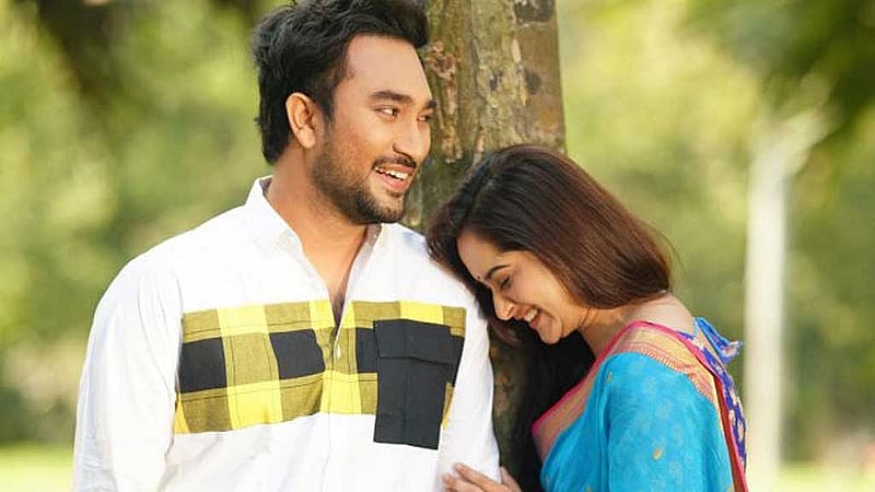 ‘কোটিপতি’ নাটকের দৃশ্য। ছবি: প্রযোজনা প্রতিষ্ঠানের সৌজন্যে।