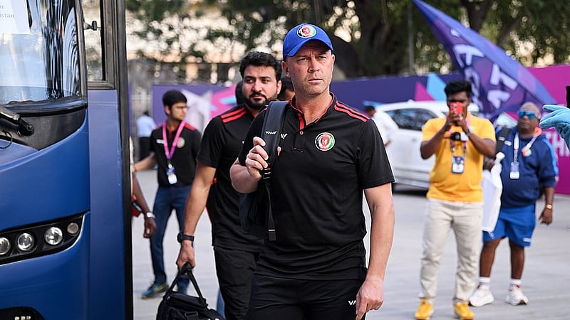 আফগানিস্তানের দায়িত্বে শেষ ম্যাচটির জন্য মাঠে আসছেন জোনাথান ট্রট। ছবি: আফগানিস্তান ক্রিকেট বোর্ড ফেইসবুক।
