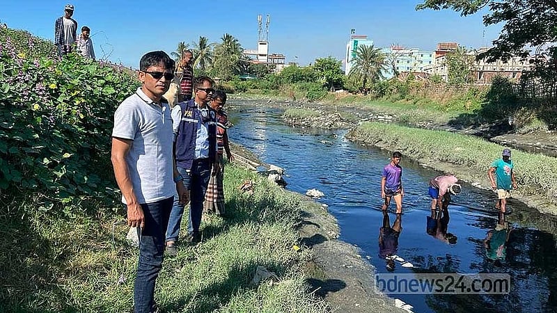 আলিনা ইসলাম আয়াতের লাশের সন্ধানে তল্লাশি।
