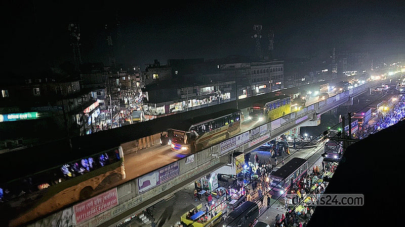 ঢাকা-ময়মনসিংহ মহাসড়কে ঈদযাত্রায় ময়মনসিংহ লেনে ১৫ কিলোমিটার এলাকায় তীব্র যানজট তৈরি হয়েছে।