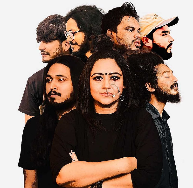 চিরকুট ব্যান্ডের সদস্যরা। ছবি: শারমিন সুলতানা সুমির সৌজন্যে।