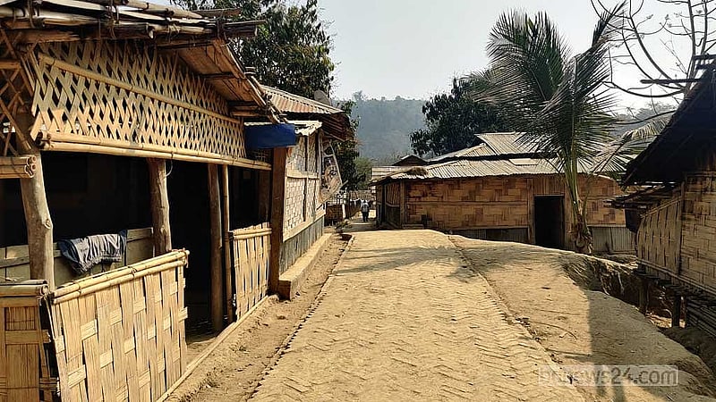 সীমান্তবর্তী পোয়ামুহুরী এলাকায় দরি পাড়া।