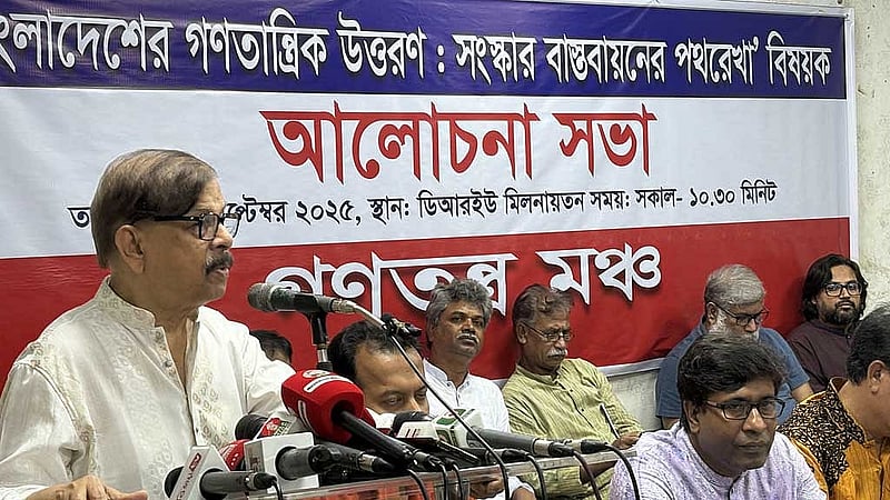 নাগরিক ঐক্যের সভাপতি মাহমুদুর রহমান মান্না।