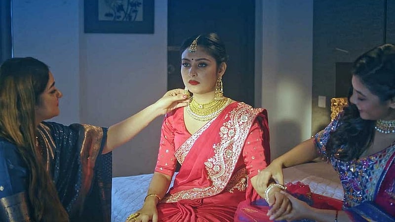 'সহযাত্রী' নাটকের দৃশ্য। ছবি: চ্যানেল আইয়ের সৌজন্যে।