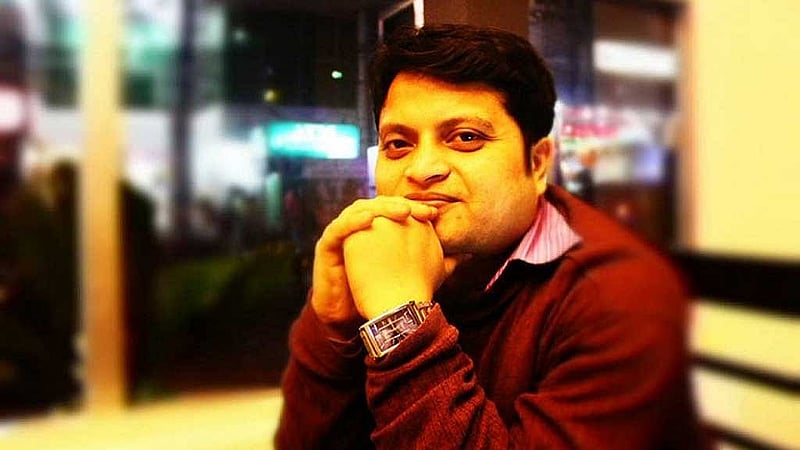 অনন্ত বিজয় দাশ ।