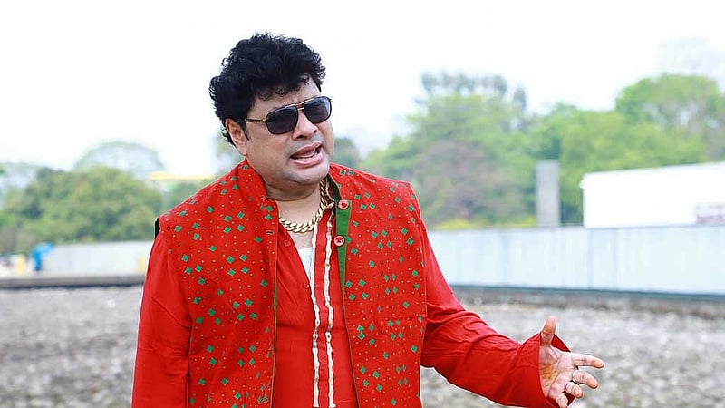 রবি চৌধুরী। ছবি: ফাগুন অডিও ভিশনের সৌজন্যে।