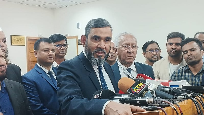 নির্বাচন কমিশনার আবুল ফজল মো. সানাউল্লাহ।