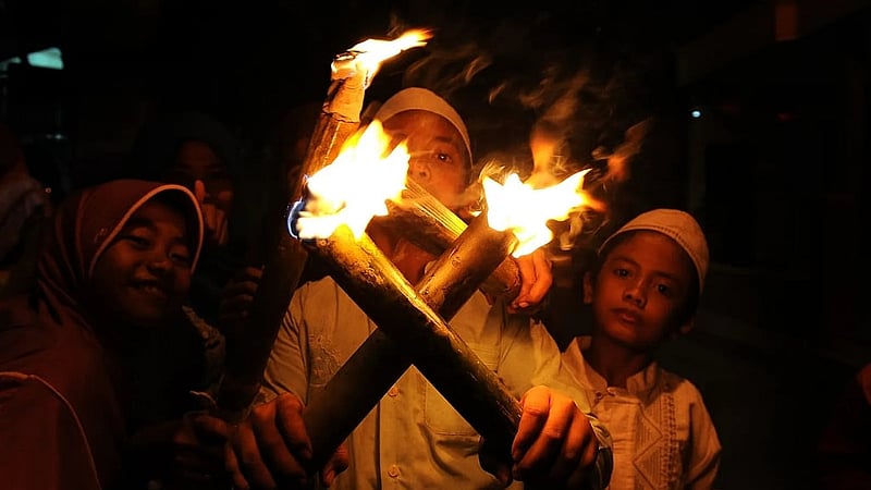 ইন্দোনেশিয়ায় ঈদের বর্ণিল শোভাযাত্রা, ছবি: রবার্টাস পুদিয়ান্তো।