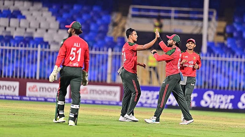 বল হাতে বাংলাদেশের সেরা ছিলেন আরেক সাইফ!  ছবি: এসিবি।