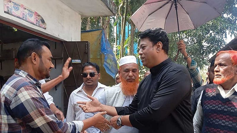 বাবা অলি আহমদের সুনামের কারণে জয় নিয়ে আশা করছেন এলডিপির ওমর ফারুক।