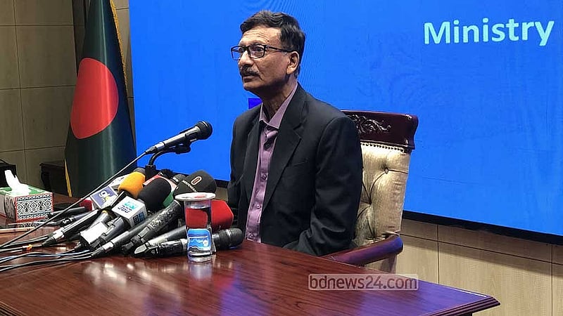 পররাষ্ট্র মন্ত্রণালয়ে বৃহস্পতিবার সাংবাদিকদের সঙ্গে কথা বলেন উপদেষ্টা তৌহিদ হোসেন।