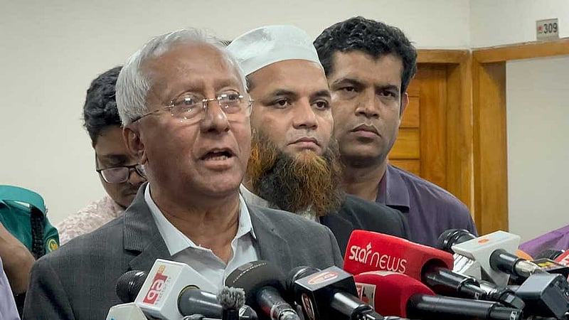 ইসি সচিব আখতার আহমেদ।