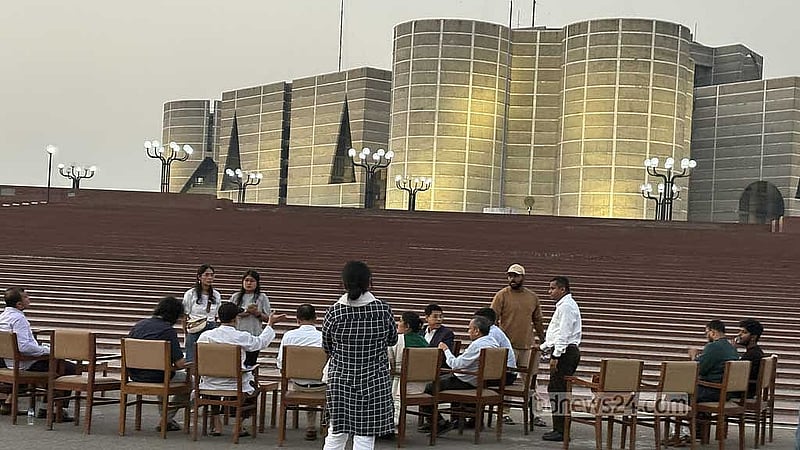 জাতীয় সংসদের দক্ষিণ প্লাজায় জুলাই সনদ স্বাক্ষর অনুষ্ঠান।