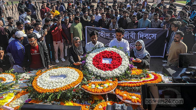 শহীদ বুদ্ধিজীবী দিবসে রায়েরবাজার বধ্যভূমি স্মৃতিসৌধে শ্রদ্ধা নিবেদন করেন সদ্য সাবেক উপদেষ্টা আসিফ মাহমুদ সজীব ভূঁইয়া