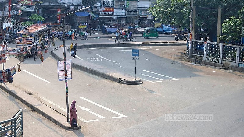 ঈদের তৃতীয় দিন সোমবার যানজটমুক্ত ঢাকার ফার্মগেট।  ছবি: আব্দুল্লাহ আল মমীন
