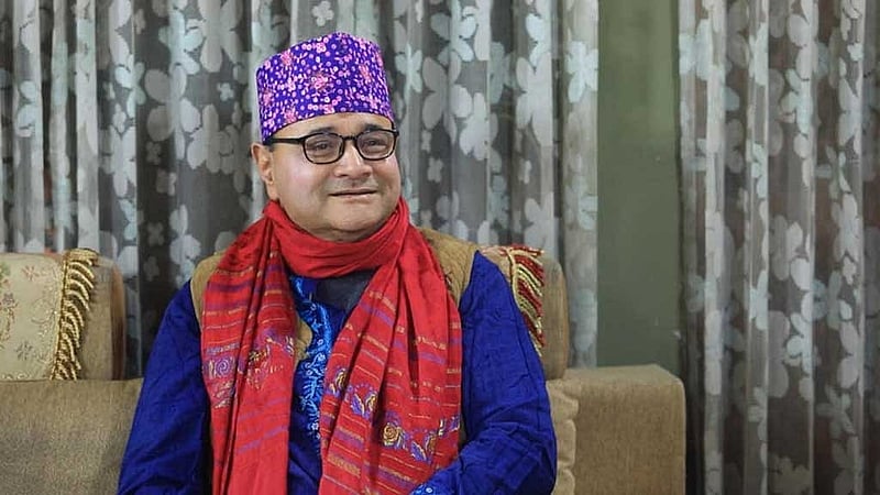 নাটকে পুলক চরিত্রে অভিনয় করেছেন জাহিদ হাসান।