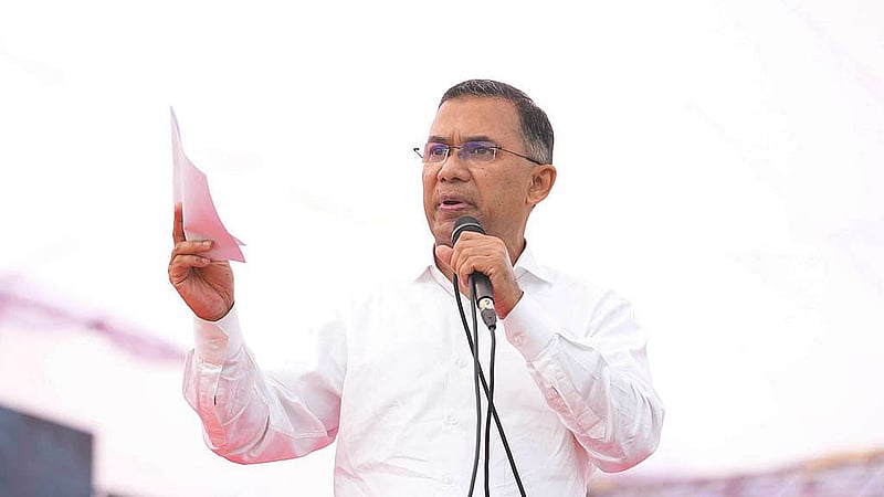ঠাকুরগাঁওয়ে সরকারি বালক উচ্চবিদ্যালয় মাঠে শনিবার বিএনপির নির্বাচনি জনসভায় বক্তব্য দেন দলটির চেয়ারম্যান তারেক রহমান