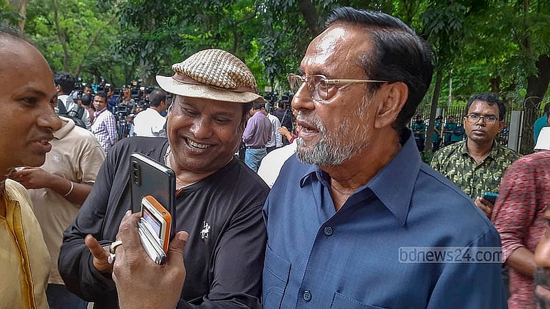 সংলাপে আওয়ামী লীগের নিবন্ধন বাতিলের দাবি জানিয়েছেন এলডিপির সভাপতি অলি আহমেদ।